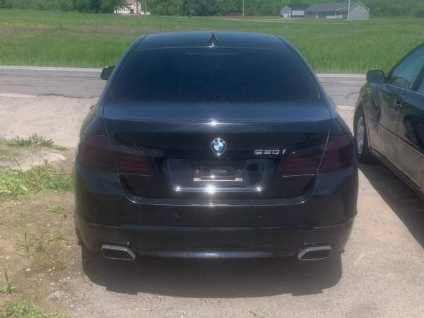 2011 bmw 550i xdrive - $4,000 (Crown Point)63622676940931122