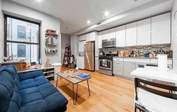 $4,199 / 3br - No Fee~ 3 BedRoom  Duplex w/ Private Balcony – in uniy washer/dryer (Bedstuy)63945362517378120