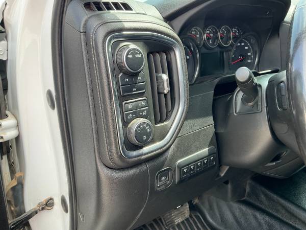 2022 Chevrolet K2500 CREW CAB - Photo 8