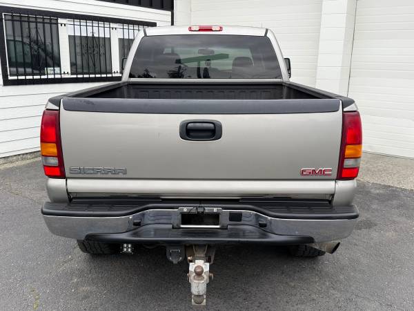 2003 GMC SIERRA 2500HD SLT **DURAMAX 6.6L, 4X4** - $11,700 (TACOMA)63473428886403123
