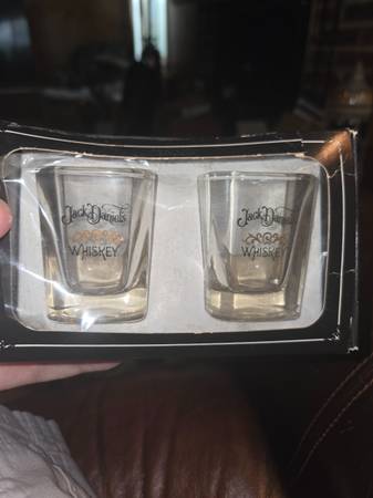 Brand new jack Daniel's shot glasses 1
