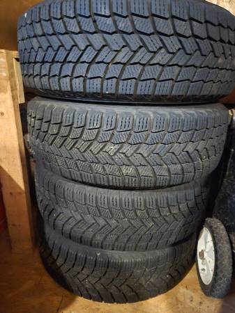 Winter Wheel and Tires including TPMS; Used one season 1