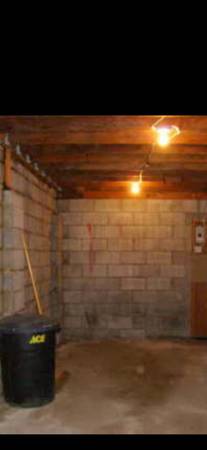 $320 / 120ft2 - Garage w/Electricity-24/7 Access-University District -$320 (University District)
