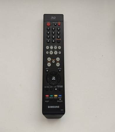 Samsung Blu-ray Remote Control (Model: 00070D) For Sale 1