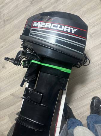 25 hp Mercury - $1,500 (Federal way)63471358664193120