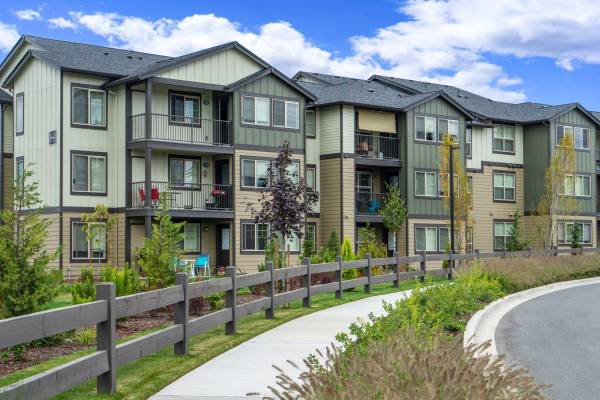 $2,044 / 2br - 1023ft2 - Lush Park & Forest Views, Kitchen Islands, Covered School Bus Stop (Frederickson)63884890293507122