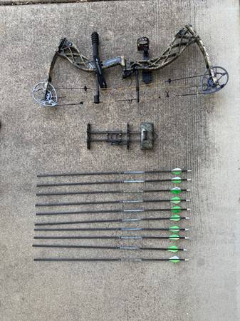 Bowtech Diamond Deploy 60# Bow 1