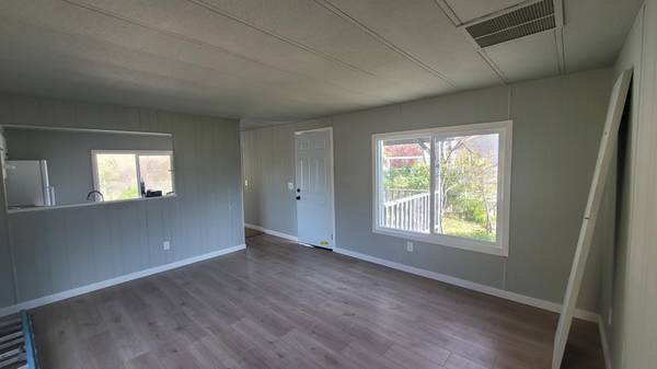 $49,990 / 2br - Charming Refurbished 2/1 Mobile Home in Beautiful Clear Creek Estates (French Gulch)64151588389761124