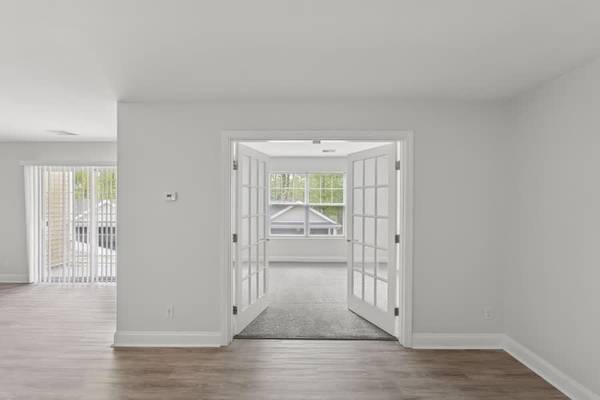 $2,310 / 1br - 1103ft2 - On-Site Management, Clubhouse, Patio/Balcony (95 Filley St, Bloomfield, CT)63989073479554122