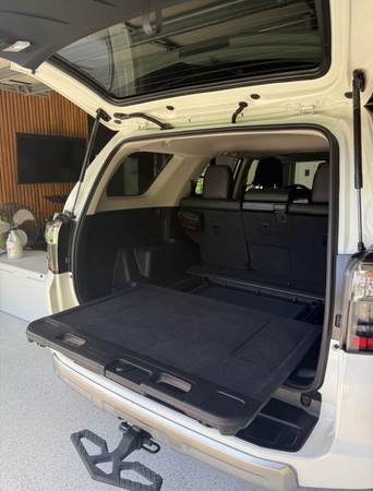 2023 Toyota 4Runner TRD Off-Road Premium – Pocos kilómetros – Fabricado en Japón - $55,900 (Nápoles)63479388598529124