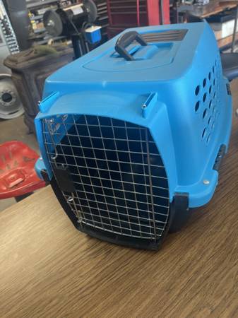 Medium Size Pet Kennel 1