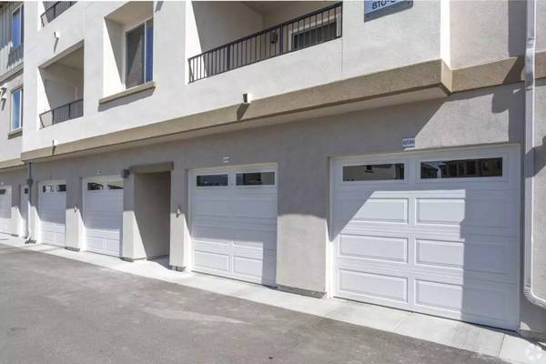 $2,515 / 2br - 1036ft2 - ¡Estilo increíble! Hermosa construcción nueva. ¡Llámenos hoy! (Sparks)63682237501827122