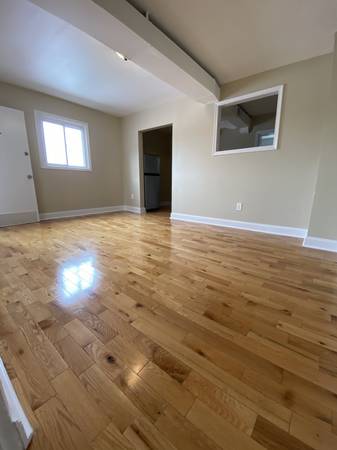 $1,050 / 1br - Apartamento de 1 habitación en alquiler ¡¡1 de octubre!! (Woodberry histórico / Hampden)63694964937729123