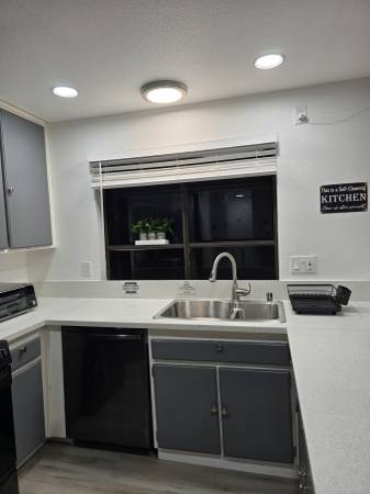 $750 $750 PER MONTH - SHARED HOUSING - LOTS OF AMENTITIES (SACRAMENTO)63900566620803123