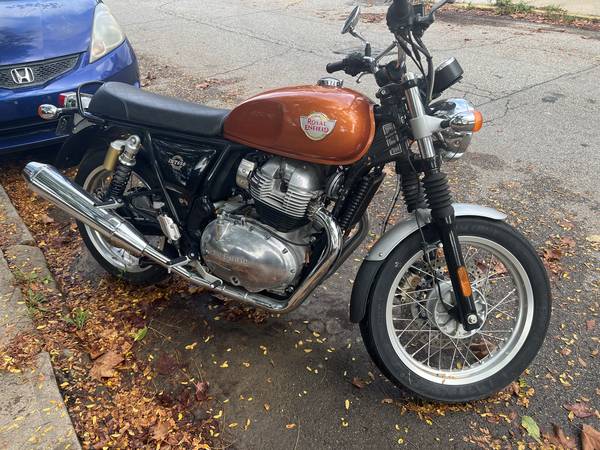 Royal Enfield INT 650