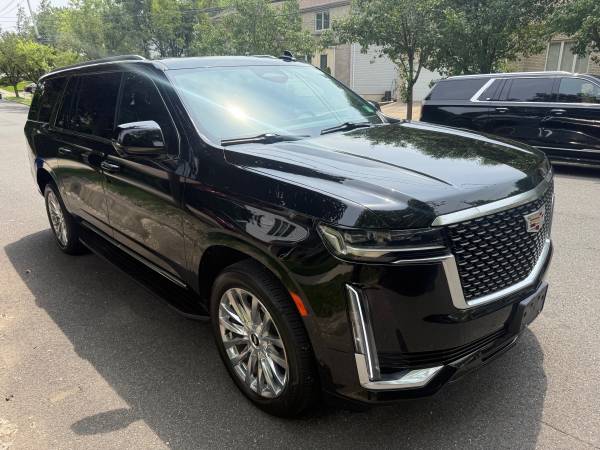 2022 Cadillac Escalade ESV Premium Luxury - $41,900 (Staten Island)63615127886593124