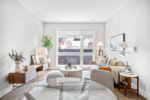 $1,700 / 1br - 775ft2 - Oct-Jan - Boston Sublet - East Somerville - Well Connected! (East Somerville)63869887339523121