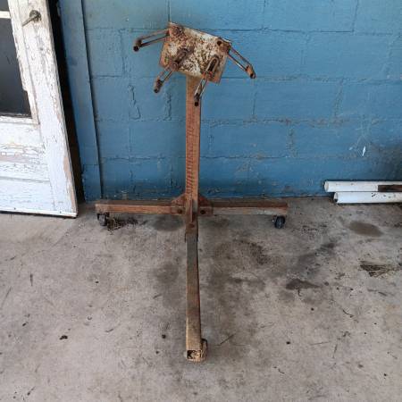 Engine stand 1