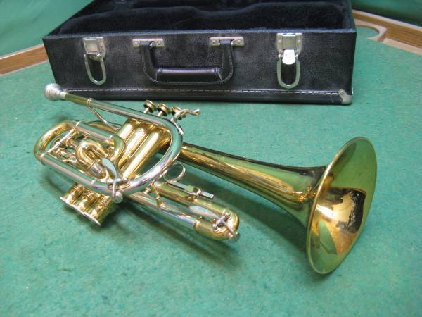 Buescher 400 Model Cornet 1971 - Reconditioned - Case & Giardinelli 7C 1