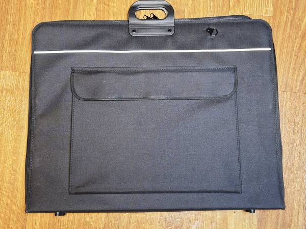 Large Portfolio Case with Handle 1