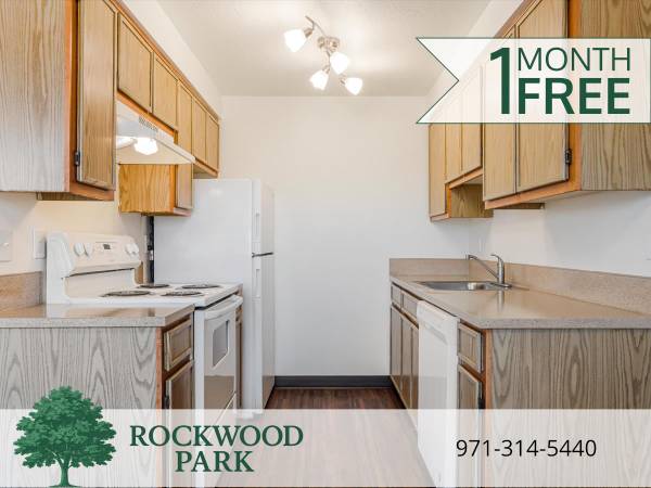 Across from Chemeketa Community College - Two Bedroom + Pet Friendly 1