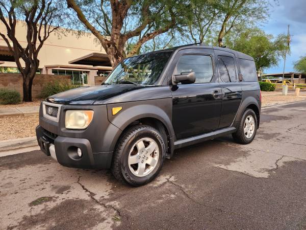 2005 Honda Element 1