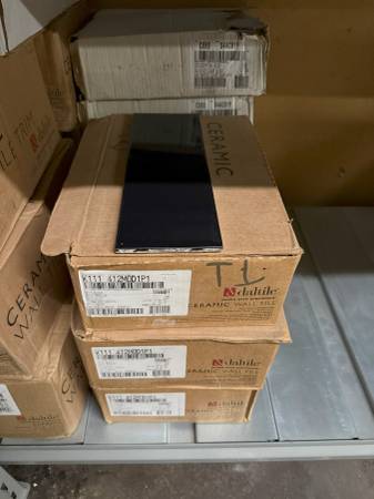 Ceramic Tile - Daltile Subway Tile - K111 Black - 4x12 - 31.9sf - $20 1