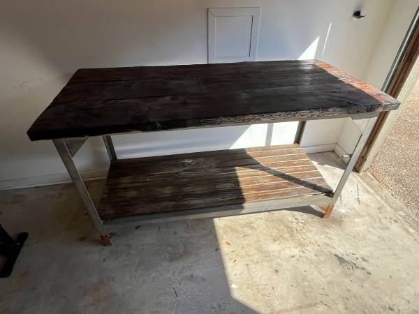Large table/ work bench 1