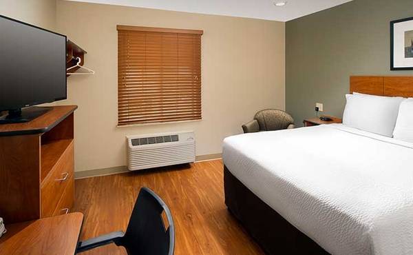 $504 / 1br - ¡Vida en estilo de apartamento sin compromiso! (1093 Windham Parkway, Romeoville, IL)63899121386242123