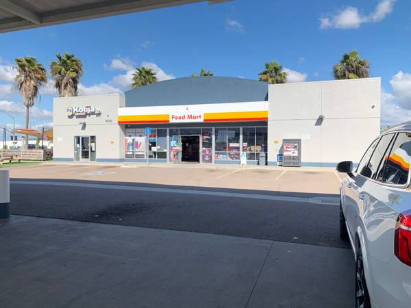 Sorrento Mesa Shell Gas Station and Store 1