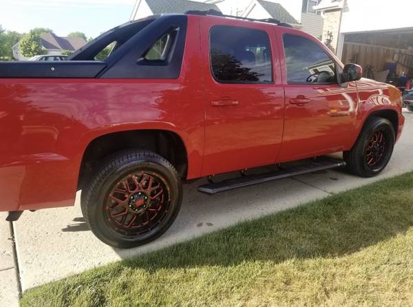 avalanche 2011 - $19,800 (Corpus christi)63617086645123122