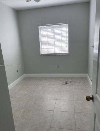 3/2 villa hialeah 1