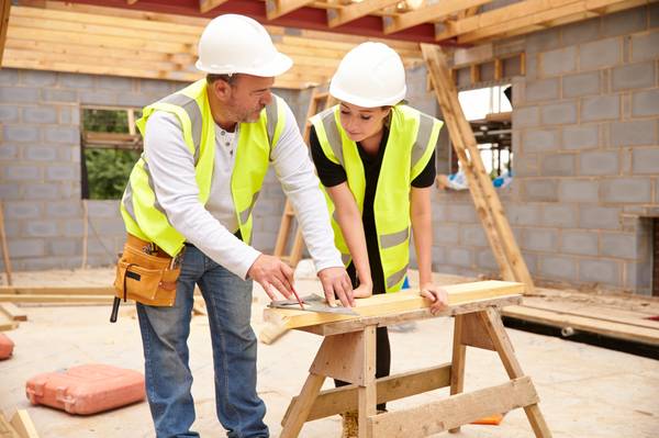 Looking for a skilled and experienced handymen 1
