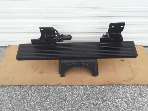 2015 To 2022 Ford Transit Van Passenger SIDE Step OEM Like New. 1