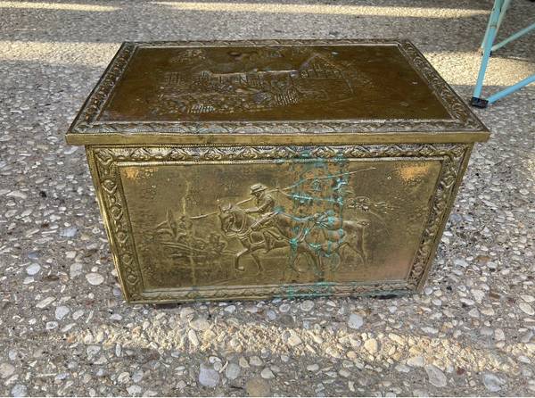 Vintage embossed brass coal box 1