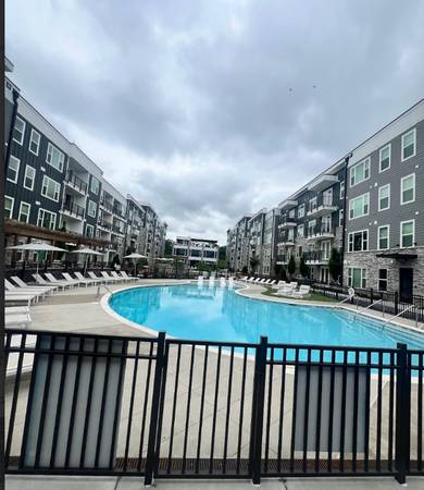 $1544.00 / 1br - 758ft2 - North Germantown. 2 MONTHS FREE| *Price includes discount.63680355847555120