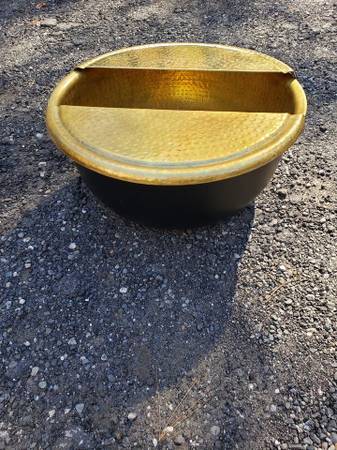 Noel Ashmar pedicure bowls value over $1,050 1