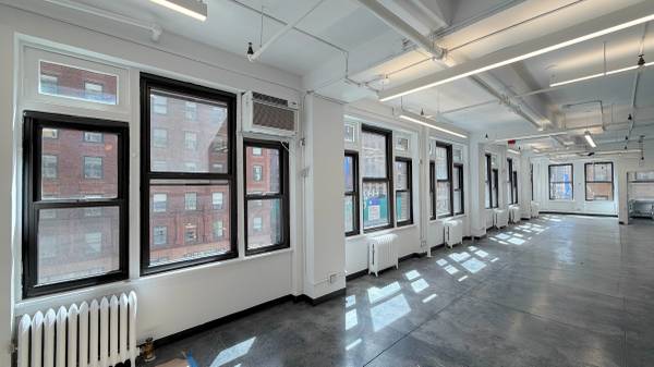 Full Floor Office! Corner Building! Great Views and Natural Light! 1