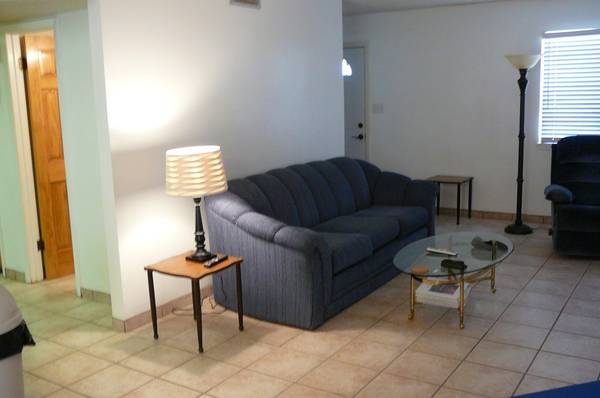 $1,100 / 2br - 1500ft2 - CERCA DE NMSU/HOSPITALES63867374182403120