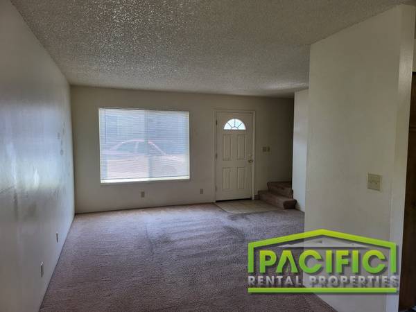 $1,245 / 2br - 1000ft2 - 167 Lincoln St (Ashland)63654692922753122