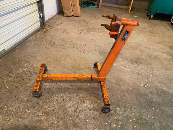 Engine Stand.  D&J Tools 1000 LES 1