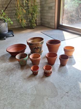 Terracotta Pots 1
