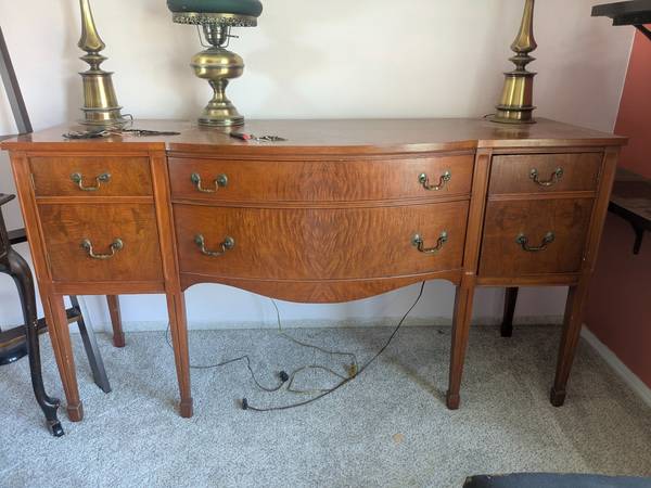 Vintage buffet 1