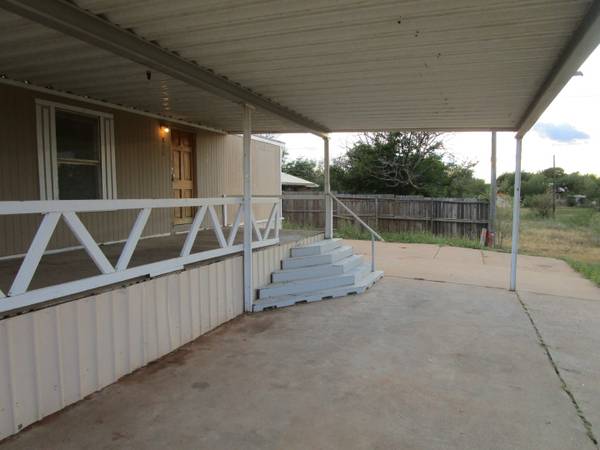 $55,000 / 2br - 1056ft2 - El vendedor financiará 800 Bluff Sweetwater, TX 2/2 $55,000 (Sweetwater, TX)63810546492163121