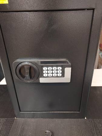 Brand New Large Fire & Waterproof Safe For Gunns & Valuables 2 Ways to Open 2 Ke 1