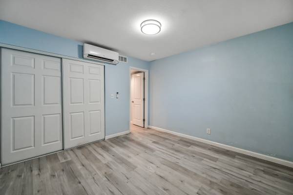 $799 / 300ft2 - 3025 N 32nd ST #45 (Phoenix)64024995235329124