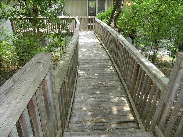 $1,795 / 2br - 900ft2 - Ático único de 2/1.5 por $1795 en Northwest Hills/Far West/Mopac! (Far West/Mopac)63922558189826121