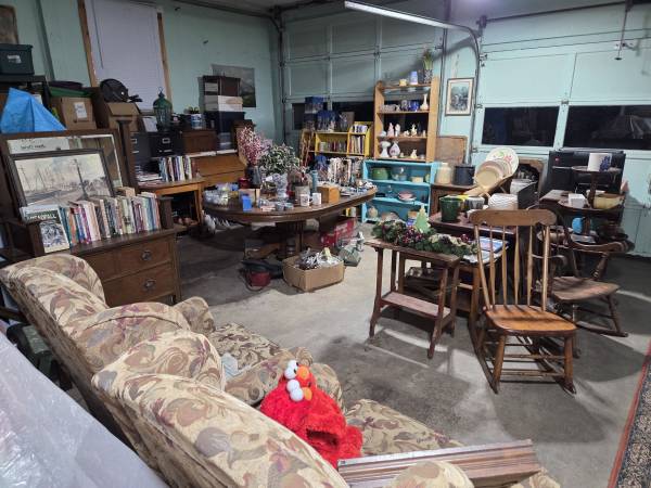 Yard sale photo