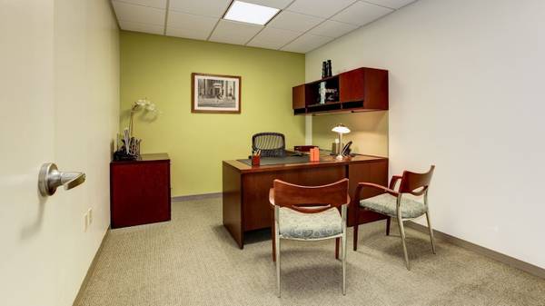 1.400 dólares: oficinas amuebladas y espaciosas en alquiler en el corazón de DC (Washington)63511671102339123