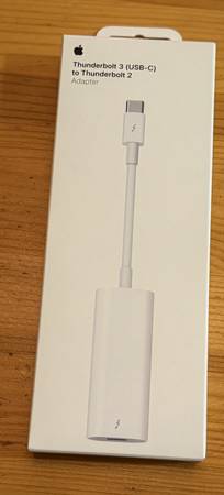 Original Apple Thunderbolt 3 (USB-C) to Thunderbolt 2 Adapter 1